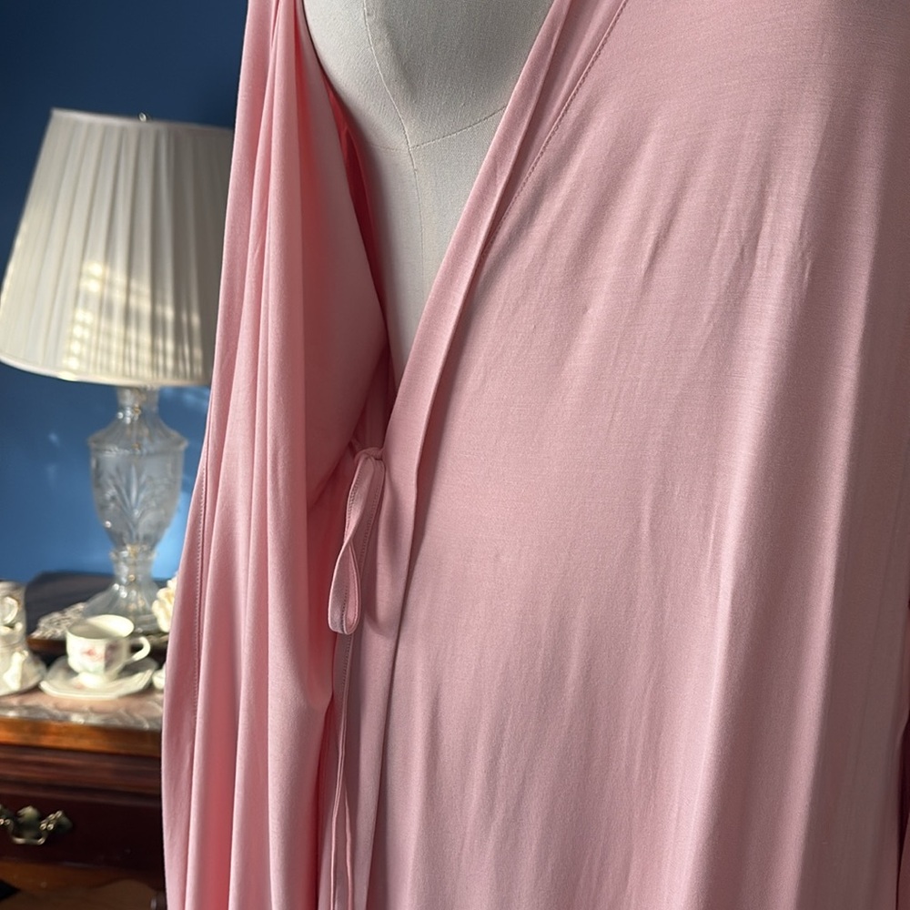 Latuza Pink Robe - Picture 7 of 8